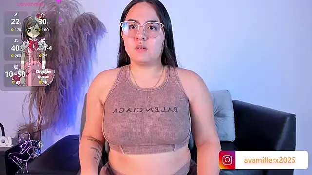 Snapshot of Ava-miller chatting on December 4, 2025, 10:46 am Ava-miller online show from December 4, 2025, 10:46 am