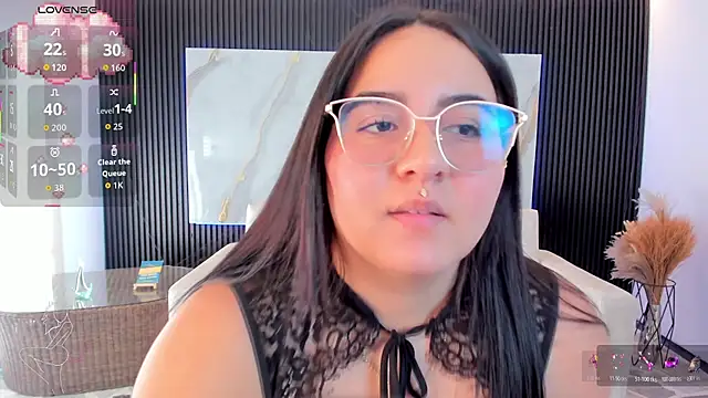 Snapshot of Ava-miller chatting on December 15, 2025, 1:37 pm Ava-miller online show from December 15, 2025, 1:37 pm