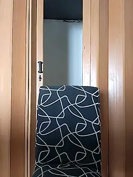 Snapshot of Zulema_cba chatting on November 24, 2025, 6:18 pm Zulema cba online show from November 24, 2025, 6:18 pm