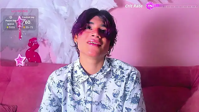 Snapshot of Leo_Glow chatting on February 1, 2026, 1:31 pm Leo Glow online show from February 1, 2026, 1:31 pm