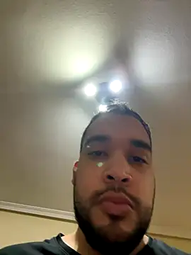 Snapshot of Stiven23J chatting on December 16, 2025, 6:46 pm Stiven23J online show from December 16, 2025, 6:46 pm