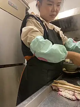 Snapshot of 0xiaosu0 chatting on November 9, 2025, 2:10 am 0xiaosu0 online show from November 9, 2025, 2:10 am