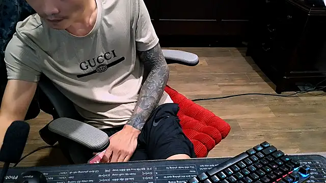 Snapshot of _lulu9999_ chatting on November 30, 2025, 2:21 pm lulu9999 online show from November 30, 2025, 2:21 pm