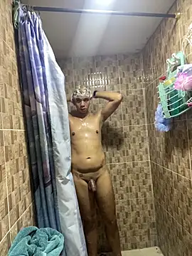 Dylams maja online show from December 21, 2025, 8:38 pm