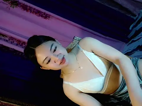 lustfullakim online show from March 7, 2026, 10:34 am