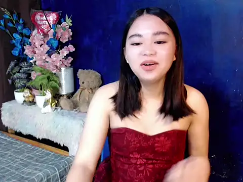 lustfullakim online show from March 10, 2026, 3:06 pm