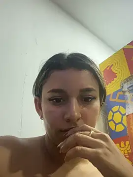 liahot69 online show from May 11, 2026, 11:02 pm
