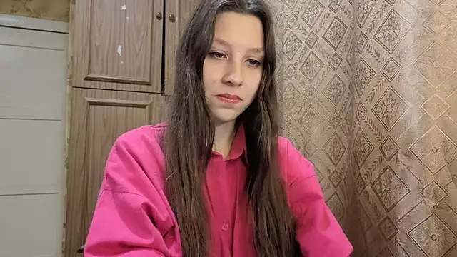 LahomaSassano online show from November 25, 2025, 11:05 pm