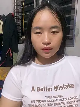 Snapshot of Ngoclan2k chatting on October 31, 2025, 12:39 pm Ngoclan2k online show from October 31, 2025, 12:39 pm