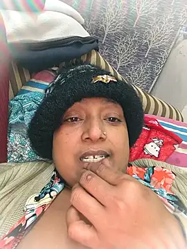 Hot-Sana2 online show from December 1, 2025, 6:46 pm