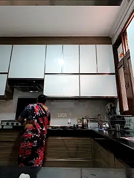 Hot-Sana2 online show from March 8, 2026, 5:33 am