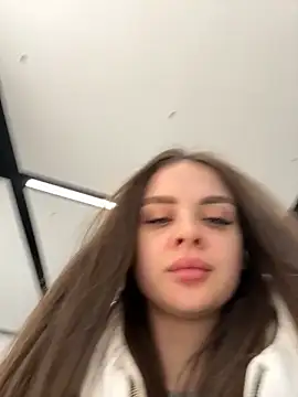 KristiRich online show from November 3, 2025, 8:26 am