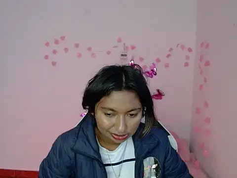 Samanta 777 online show from December 16, 2025, 7:52 pm