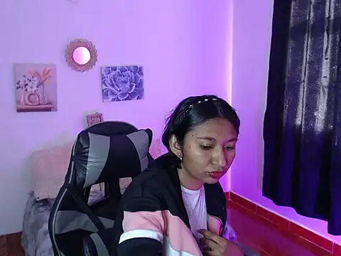 Samanta 777 online show from February 26, 2026, 8:19 pm