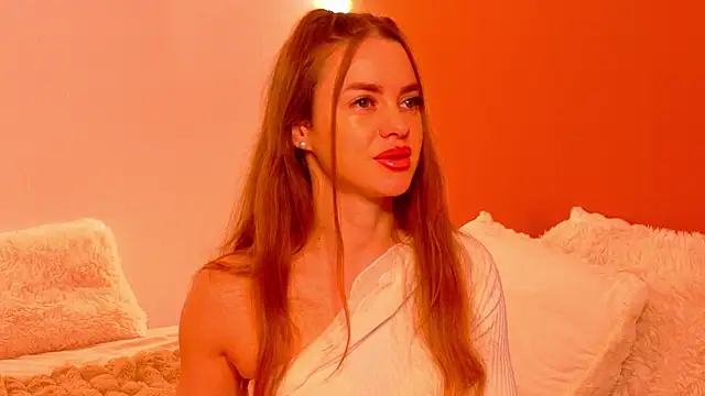 Snapshot of Mirra_ chatting on December 2, 2025, 5:46 am Mirra online show from December 2, 2025, 5:46 am