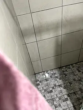 Snapshot of n0tf0und chatting on November 3, 2025, 7:42 am n0tf0und online show from November 3, 2025, 7:42 am