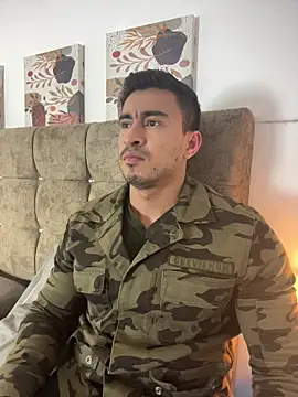 Snapshot of Chris_Clarck chatting on November 12, 2025, 9:25 pm Chris Clarck online show from November 12, 2025, 9:25 pm