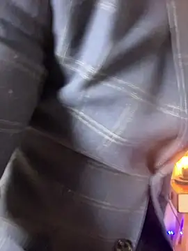 Snapshot of Chris_Clarck chatting on December 18, 2025, 8:15 pm Chris Clarck online show from December 18, 2025, 8:15 pm