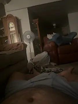 jayrr31 online show from November 1, 2025, 12:29 pm