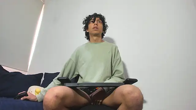 Snapshot of saint_dark chatting on December 2, 2025, 1:17 pm saint dark online show from December 2, 2025, 1:17 pm