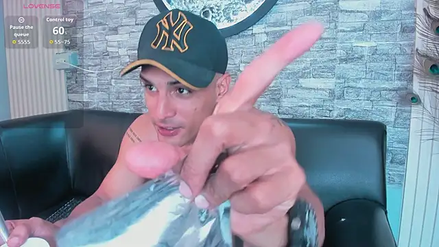 blaze phoenix online show from November 16, 2025, 3:45 am