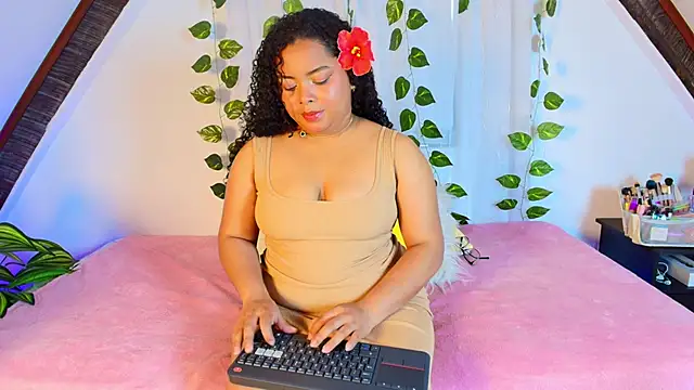 alanaa gomezz online show from May 29, 2026, 6:39 pm