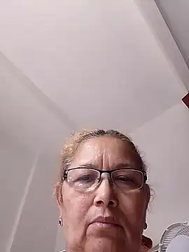 Snapshot of Cessi50 chatting on November 11, 2025, 7:25 pm Cessi50 online show from November 11, 2025, 7:25 pm