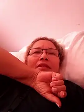 Snapshot of Cessi50 chatting on January 17, 2026, 3:28 pm Cessi50 online show from January 17, 2026, 3:28 pm