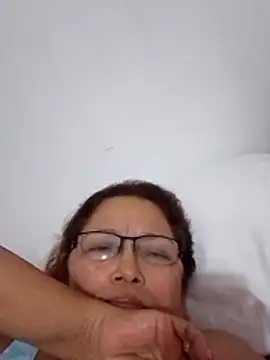 Snapshot of Cessi50 chatting on February 13, 2026, 2:51 am Cessi50 online show from February 13, 2026, 2:51 am