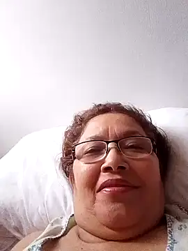 Snapshot of Cessi50 chatting on February 24, 2026, 12:36 pm Cessi50 online show from February 24, 2026, 12:36 pm