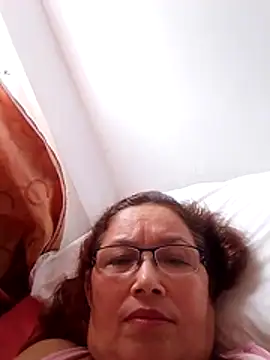 Snapshot of Cessi50 chatting on February 25, 2026, 5:33 pm Cessi50 online show from February 25, 2026, 5:33 pm