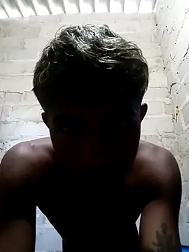 Snapshot of Mack_tom chatting on December 15, 2025, 6:56 pm Mack tom online show from December 15, 2025, 6:56 pm