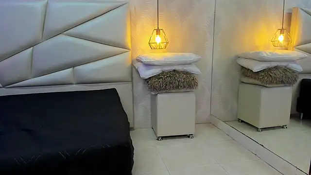 laurettedela rouse online show from December 16, 2025, 11:26 am