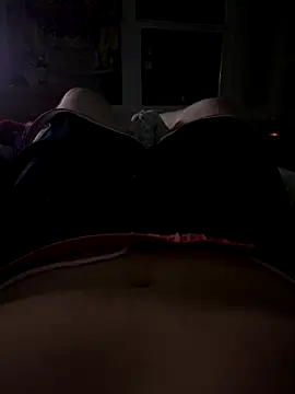 Snapshot of EpicRig10 chatting on November 30, 2025, 6:17 am EpicRig10 online show from November 30, 2025, 6:17 am