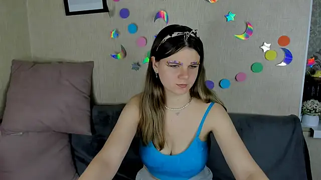 Zorianaa online show from May 19, 2026, 8:48 pm