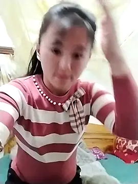 meeow-bimew online show from December 14, 2025, 1:16 pm