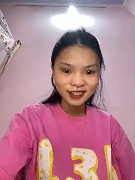 Snapshot of lung-linh chatting on November 21, 2025, 2:54 am lung-linh online show from November 21, 2025, 2:54 am