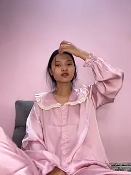 Snapshot of lung-linh chatting on November 27, 2025, 4:58 am lung-linh online show from November 27, 2025, 4:58 am