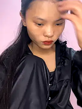 Snapshot of lung-linh chatting on December 2, 2025, 12:54 pm lung-linh online show from December 2, 2025, 12:54 pm