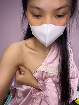 Snapshot of lung-linh chatting on December 5, 2025, 12:25 pm lung-linh online show from December 5, 2025, 12:25 pm