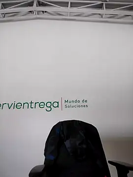 Snapshot of Andy-ss chatting on November 1, 2025, 4:53 pm Andy-ss online show from November 1, 2025, 4:53 pm