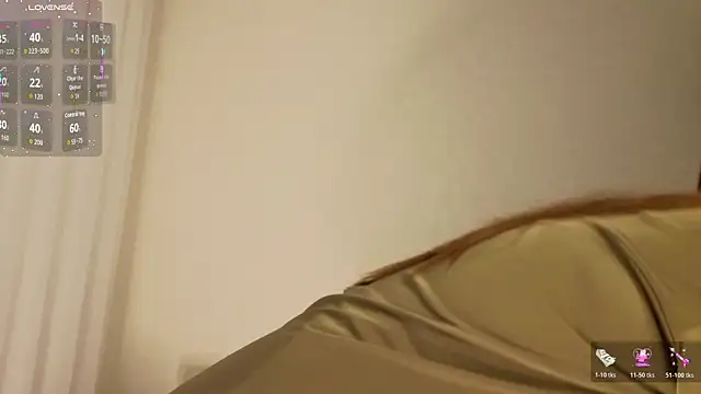 Snapshot of Violet_Johnsonn chatting on March 27, 2026, 5:46 am Violet Johnsonn online show from March 27, 2026, 5:46 am