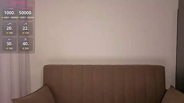 Snapshot of Violet_Johnsonn chatting on April 16, 2026, 5:19 am Violet Johnsonn online show from April 16, 2026, 5:19 am