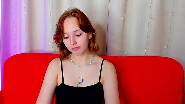 Snapshot of RikkiChoco chatting on November 15, 2025, 7:16 am RikkiChoco online show from November 15, 2025, 7:16 am