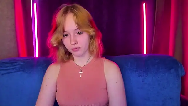 Snapshot of RikkiChoco chatting on April 19, 2026, 1:27 am RikkiChoco online show from April 19, 2026, 1:27 am