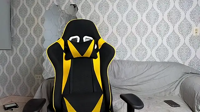 Boy savoy online show from December 1, 2025, 7:24 am