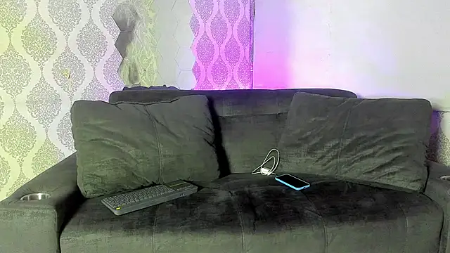 Boy savoy online show from February 4, 2026, 7:25 am