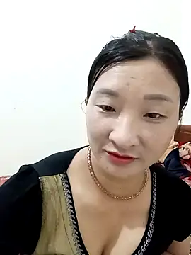 Snapshot of wees-lind chatting on February 28, 2026, 11:55 am wees-lind online show from February 28, 2026, 11:55 am