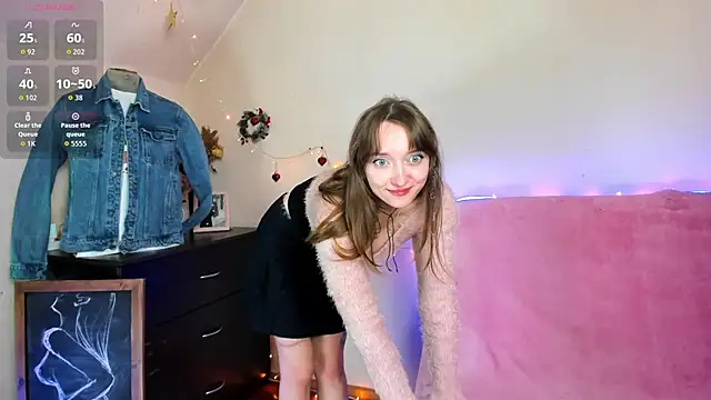 Snapshot of TinyMuse_ chatting on January 12, 2026, 6:18 am TinyMuse online show from January 12, 2026, 6:18 am