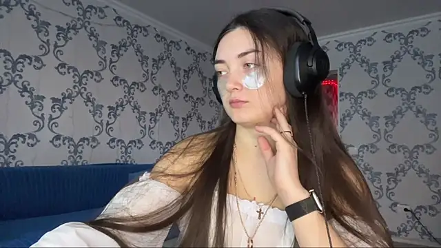 TwotyBright online show from January 19, 2026, 6:06 am